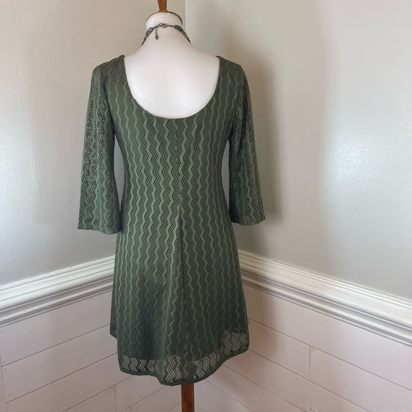 As U Wish Olive Wavy Perforated Design Dress M (jrs.) FREE SHIP - Picture 3 of 5